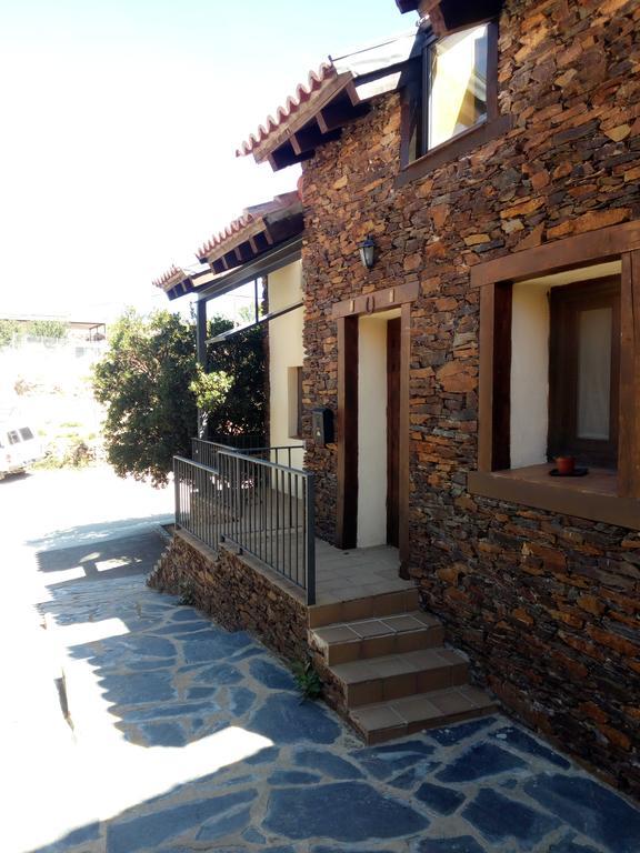 Gasthaus El Egio Cervera de Buitrago Exterior foto