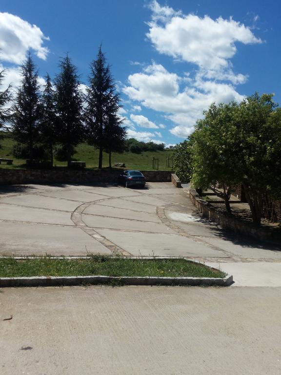 Gasthaus El Egio Cervera de Buitrago Exterior foto
